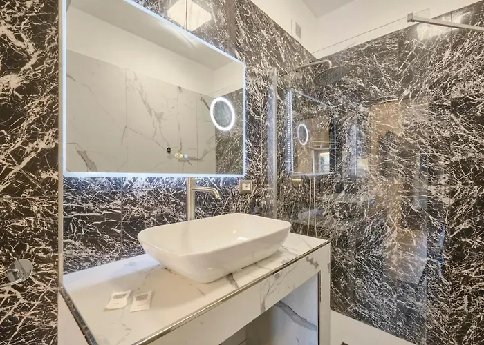 Luxury Vatican